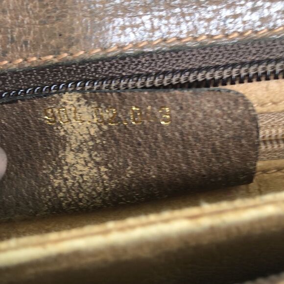 Vintage Gucci Crossbody - Picture 8 of 10